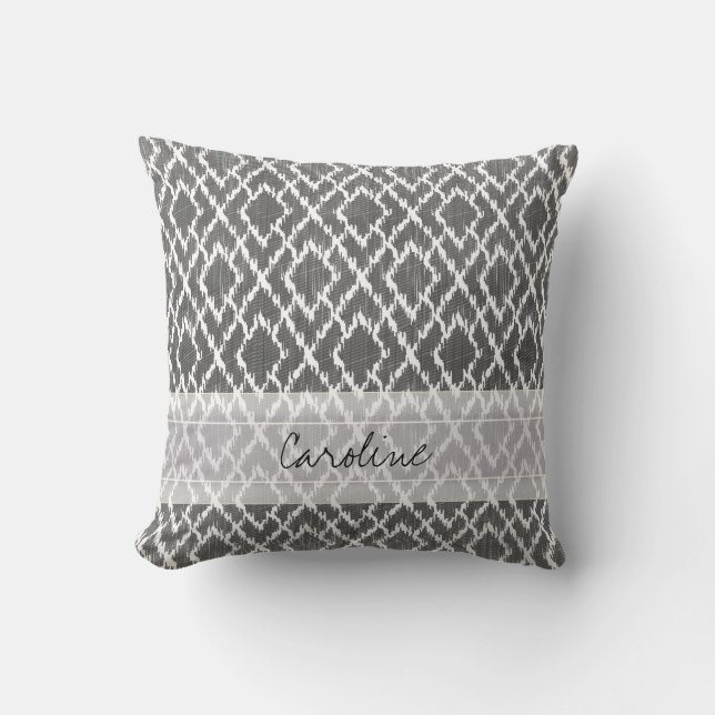 Monogramm koksgraues Stammes- Ikat Diamant-Muster Kissen (Vorderseite)