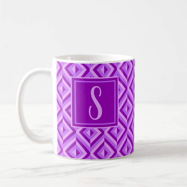 Monogramm Lila Dreitondiamantmuster Kaffeetasse (Links)