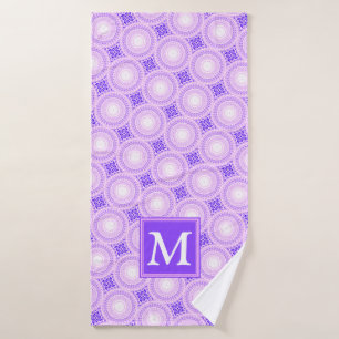 Monogramm lila Kreismuster Badehandtuch