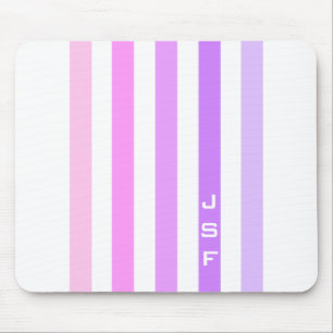 Monogramm lila und rosa vertikale Streifen Mousepad