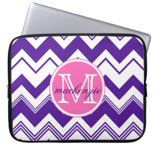 Monogramm-lila weißes Zickzack Namensmuster Laptopschutzhülle