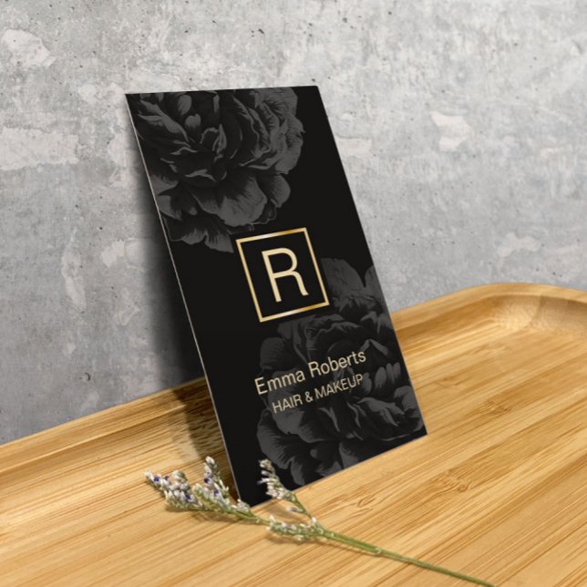 Monogramm Makeup & Hair Stylist Elegant Dark Flora Visitenkarte (Von Creator hochgeladen)