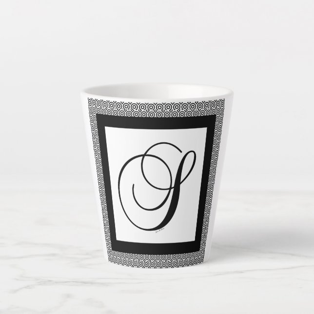 MONOGRAMM MILCHTASSE (Vorderseite)