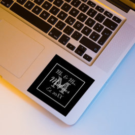 Monogramm-Minimal | Schwarz-Weiß-Gastgeschenk Hoch Quadratischer Aufkleber