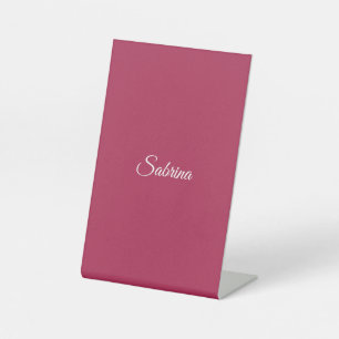 Monogramm minimalistisches Kirschrosarot Sockelschild