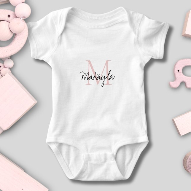 Monogramm Name Rosé Schrift  Baby Strampler (Von Creator hochgeladen)