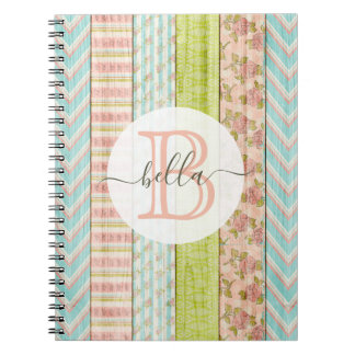 Monogramm Name Shabby-Rose auf rustikale Hütte Notizblock
