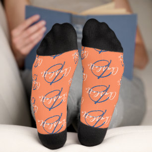 Monogramm Name und anfänglich weiße pfirsichblaue  Socken