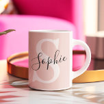 Monogramm Pastell mit Personalisiertem modernen Na Zweifarbige Tasse<br><div class="desc">Monogramm Pastell mit Personalisiertem modernen Namen Pink</div>