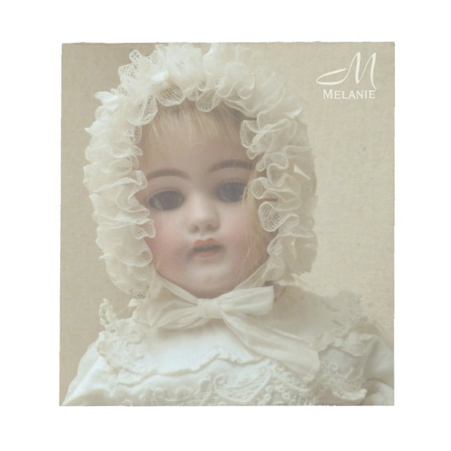 Monogramm Personalisierte antike Girl-Puppe Notizblock (Vorderseite)