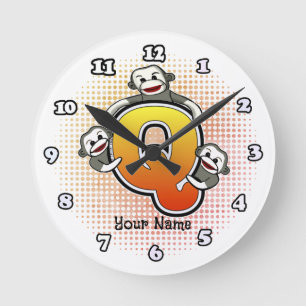 Monogramm Q Sock Monkey-Uhr Runde Wanduhr