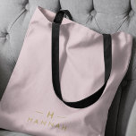 Monogramm Rosa | Elegantes Gold Minimalistisch Tasche<br><div class="desc">Ein einfaches,  individuelles Monogramm-Design in einer modernen,  goldfarbenen Typografie auf elegantem pastellfarbenem Rosa Hintergrund. Die Monogramm-Initialen und der Name können zusammen mit der Feature-Zeile leicht personalisiert werden,  um ein Design so einzigartig wie Sie sind zu machen! Das perfekte Geschenk oder Accessoire für jeden Anlass.</div>