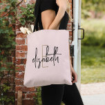 Monogramm Rosa Tasche<br><div class="desc">Machen Sie einen Hinweis mit diesem atemberaubenden Monogramm schwarz-weiße Tüte. Diese stilvolle Tasche bietet moderne Schriftzeichen in elegantem Design, das Köpfe überall hin drehen wird. Mit viel Platz für das Wesentliche und einem einzigartigen Stil wird diese Tasche sicher zu einem Accessoire, das Sie Liebe zu zeigen. Es ist perfekt für...</div>