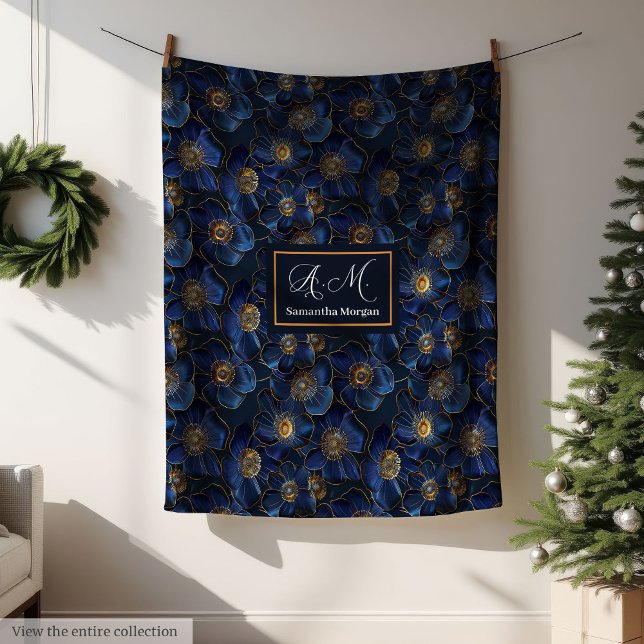 Monogramm Royalblau-Wurf mit modernen goldenen Blu Fleecedecke (Monogram Royal Blue Throw Modern Gold Flowers)