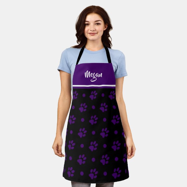 Monogramm Schwarz und Lila Paw Prints und Polka Do Schürze (Getragen)