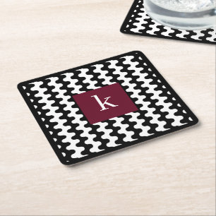 Monogramm Schwarz Weiß Burgund Fett Wellenmuster Rechteckiger Pappuntersetzer