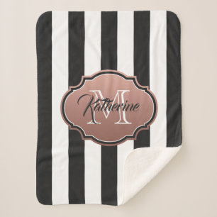 Monogramm Schwarz-Weiß-Streifen Sherpadecke