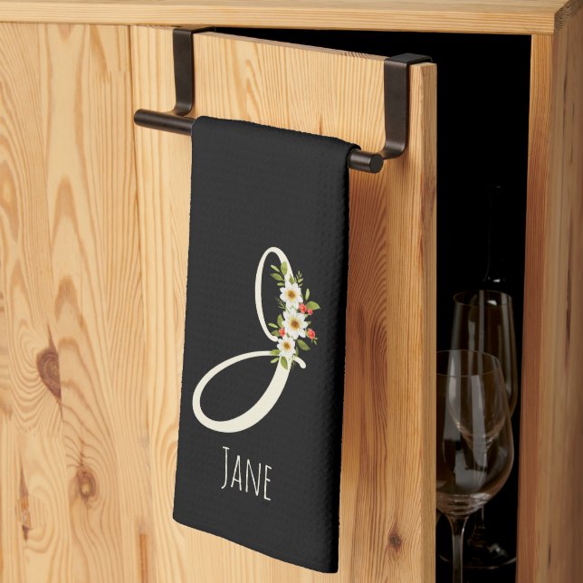 Monogramm schwarzes Küchentuch als Einzugsgeschenk (Drittel gefaltet)