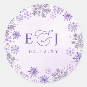 Monogramm Silber Lila Schneeflocken Winterhochzeit Runder Aufkleber