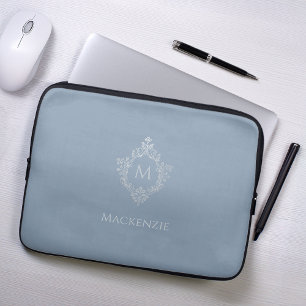 Monogramm Staubblau Elegantes Wappen Falsches Silb Laptopschutzhülle