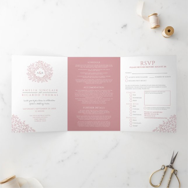 Monogramm staubige Rose Blätter Hochzeit alles in  Dreifach Gefaltete Einladung (Innenseite)