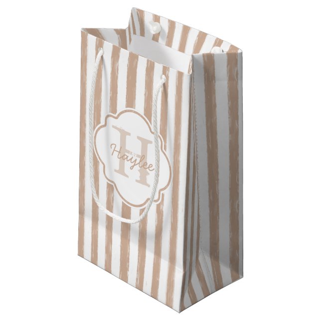 Monogramm und Name der gefärbten Tan-Streifen Kleine Geschenktüte (Vorderseite Schrägansicht)