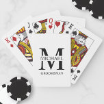 Monogramm und Name der klassischen Personalisierte Spielkarten<br><div class="desc">Klassische Personalisierte Trauzeugen Geschenke mit dem Monogramm,  dem Namen und dem Titel des personalisierten Trauzeugen in schwarz-klassischer Serif-Schriftart auf weißem Hintergrund. Auch perfekt für Trauzeuge,  Brautvater und mehr.</div>