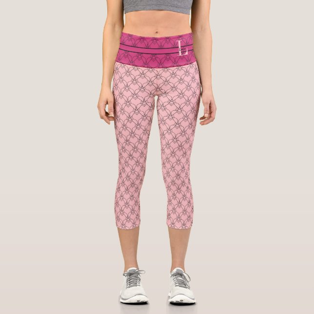 Monogramm und Name für Lila Herz-/Kreislauferkrank Capri Leggings (Vorderseite)