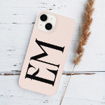 Monogramm Vintag Chic Blush Pink iPhone 14 Hülle<br><div class="desc">Vintages Monogramm.</div>