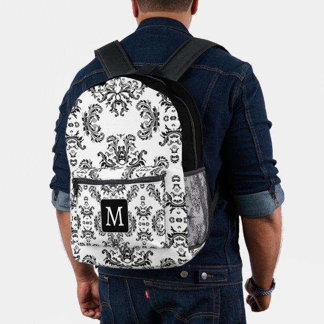 Monogramm Vintage Schwarzfaustregel Bedruckter Rucksack (Insitu (Modell))