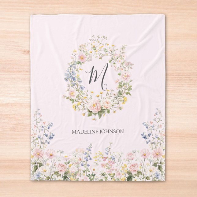 Monogramm Wasserfarbe Rosa Blaue Blumen Floral  Fleecedecke (Close up)