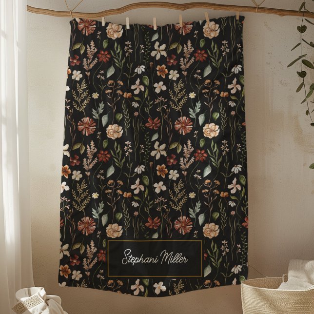 Monogramm-Wasserfarbe-Wildblumen-Blumen-Botanik Fleecedecke (In situ)