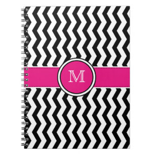 Monogramm-Zickzack Streifen mit rosa gewundenem Notizblock