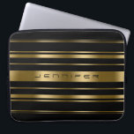 Monogrammatisches Muster aus Gold und schwarzen St Laptopschutzhülle<br><div class="desc">Elegantes goldenes und schwarzes Streifen Muster. Anpassbare Monogramm. Wenn Sie Hilfe bei der Anpassung eines meiner Designs benötigen,  kontaktieren Sie ArtOnWear Designer. Kostenlose Textformatierung mit Live-Hilfe auf Anfrage.</div>