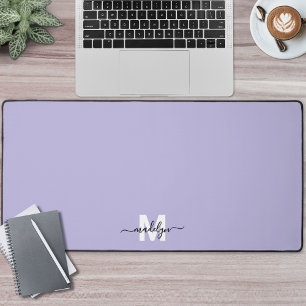 Monogramme de nom en écriture violette