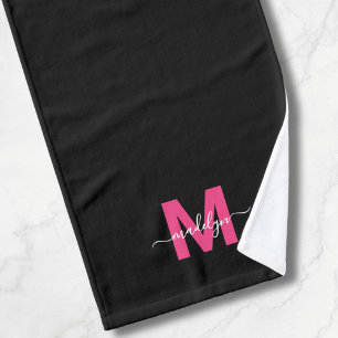 Monogramme du nom en écriture rose foncé