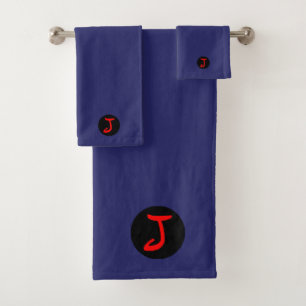 Monogramme J dans l'ensemble de serviettes de bain