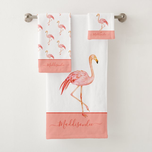 Monogramme moderne Nom Flamant rose rose Bleu Bain (En situation)