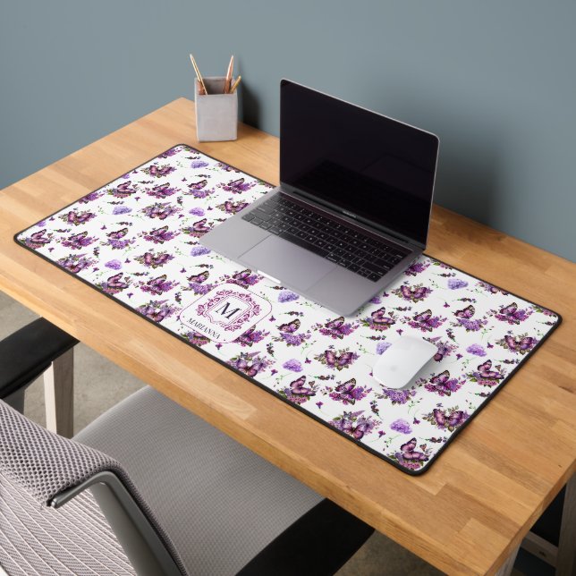 Monogramme Motif de papillons violets Whimsical (Bureau 2)