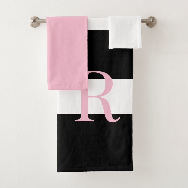 Monogramme rose et noir (En situation)