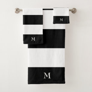 Monogramme sur rayures noires et blanches