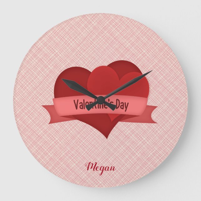 Monogrammed Red Hearts Große Wanduhr (Vorderseite)