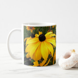 Monogrammgoldenes Rudbeckia-Schwarz-mit Augen Kaffeetasse