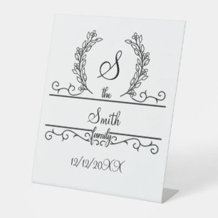 Monogrammierte Hochzeits-Familienname-Schrift-Blät Sockelschild