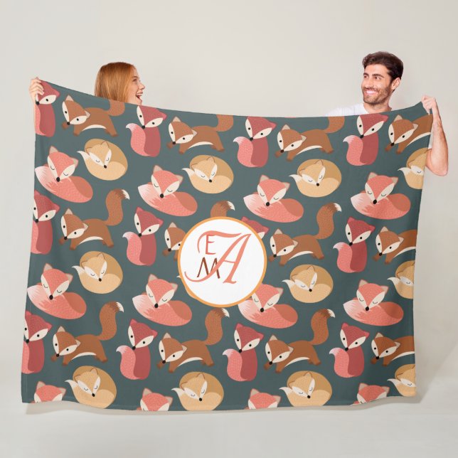 Monogrammierter Wald Fuchs Herbstfarben Herbst Fleecedecke (Beispiel)