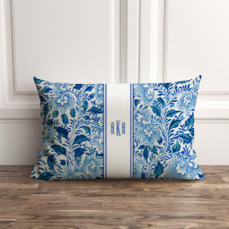 Monogrammiertes blau-weißes Chinoiserie-Kissen Lendenkissen