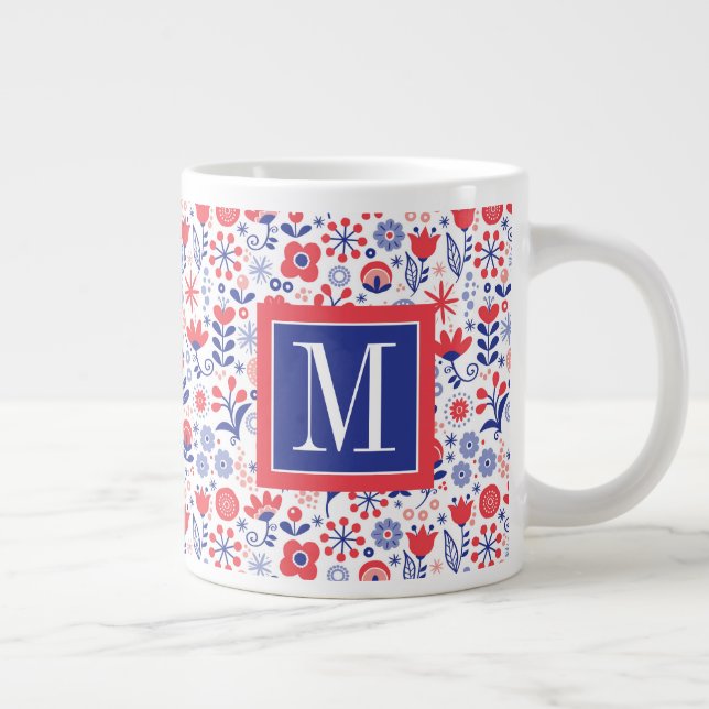 Monogrammm| Blaues und Korallenblumenmuster Jumbo-Tasse (Rechts)