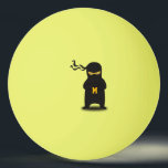 Monogrammm. Kawaii Niedlich Ninja für Nerd Geek. Tischtennisball<br><div class="desc">Abrufbar unter:http://www.zazzle.com/produkto</div>