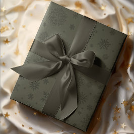 Monotone Winter Snowflake Pine Green Geschenkpapier