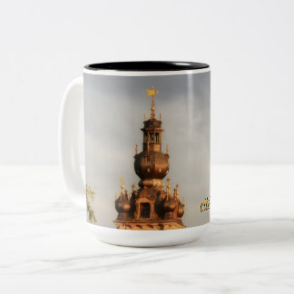 Mons, Stadt des Doudou Ducasse in Belgien Zweifarbige Tasse